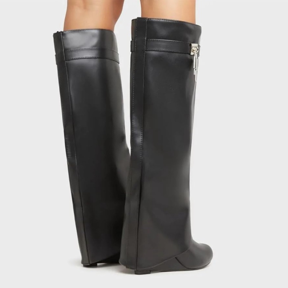 NEW IN BOX Black Fold Over Wedge Heel Wide Calf Pull On Knee High Boots Size 10 - Picture 4 of 16